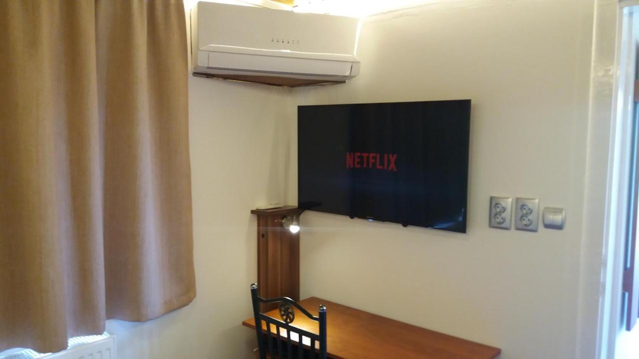 אסטרגום Panorama Apartmanhaz מראה חיצוני תמונה